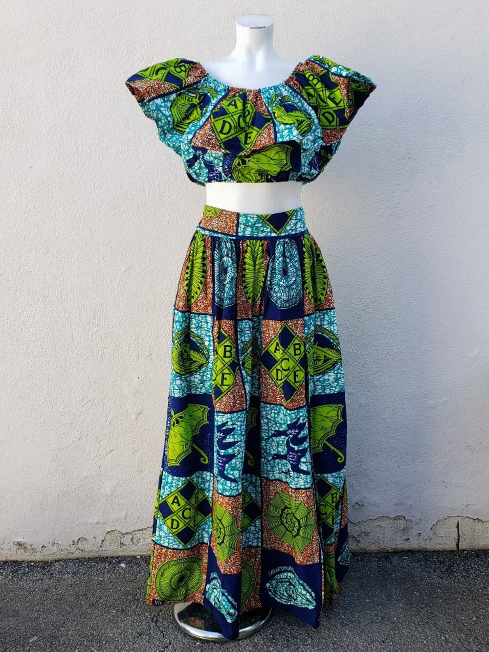 Grassfields 2 pc African print set w/ maxi skirt & full off shoulder crop top